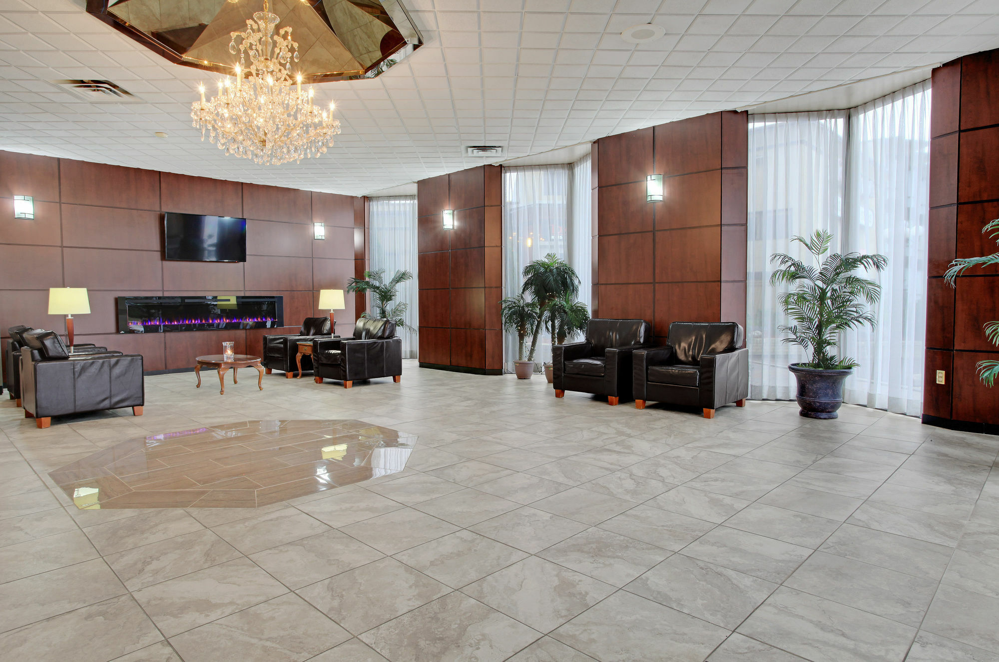 Travelodge By Wyndham Ллойдминстер Экстерьер фото